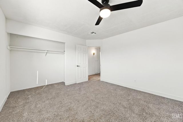 5001 Lawrence Court, Bakersfield, CA 93309