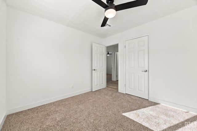5001 Lawrence Court, Bakersfield, CA 93309