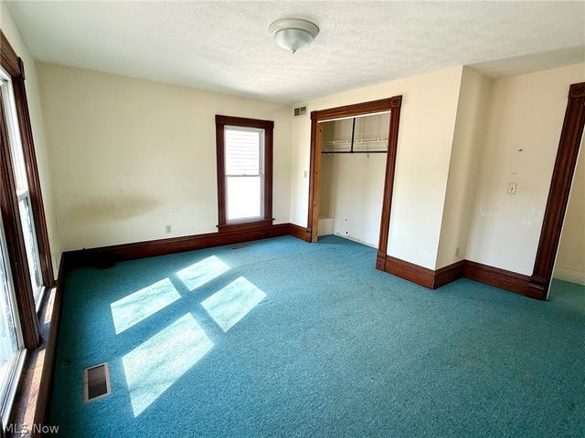 720 Front St, Marietta, OH 45750