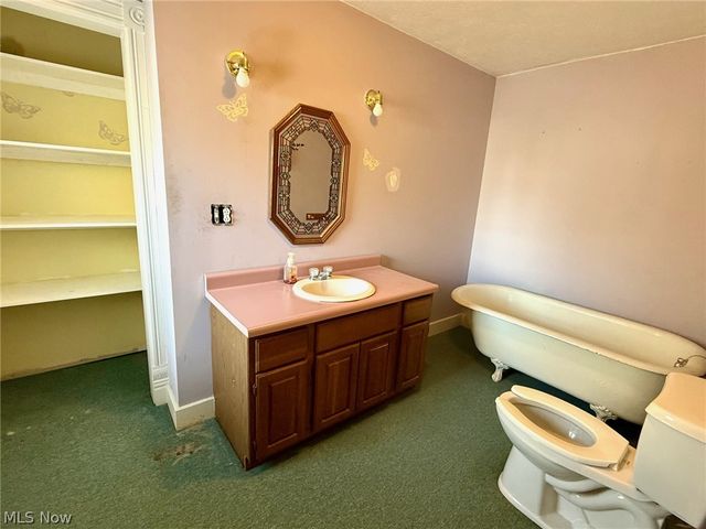 720 Front St, Marietta, OH 45750