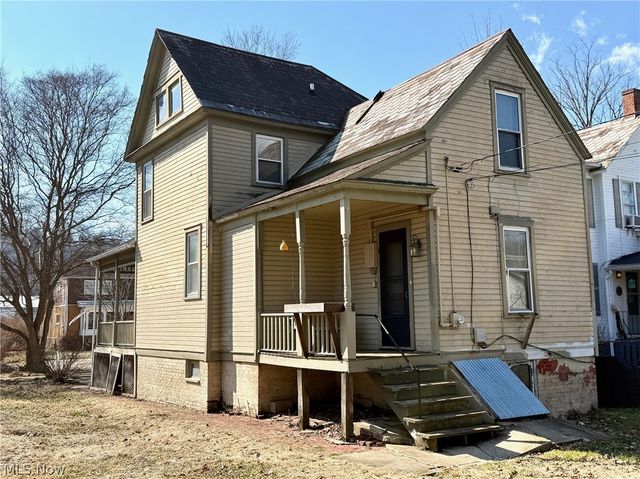 720 Front St, Marietta, OH 45750