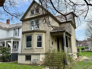 720 Front St, Marietta, OH 45750