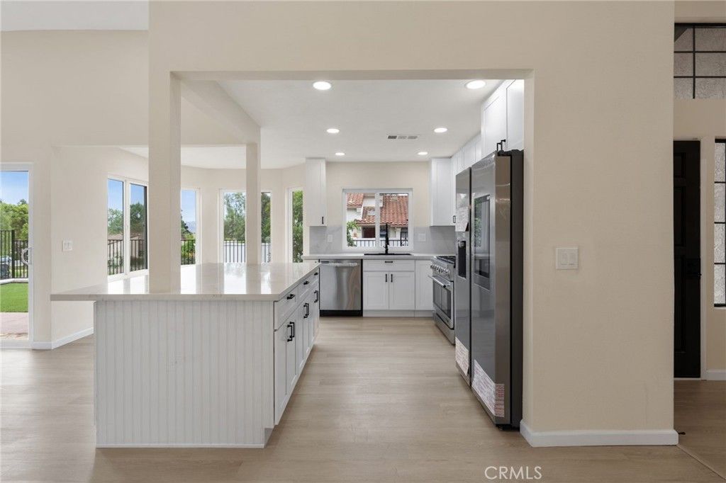 Image 12 of property listing at 1723 Larkhaven Glen, Escondido, CA 92026