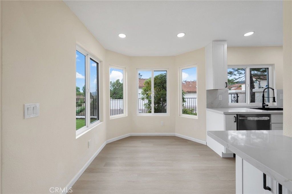 Image 16 of property listing at 1723 Larkhaven Glen, Escondido, CA 92026