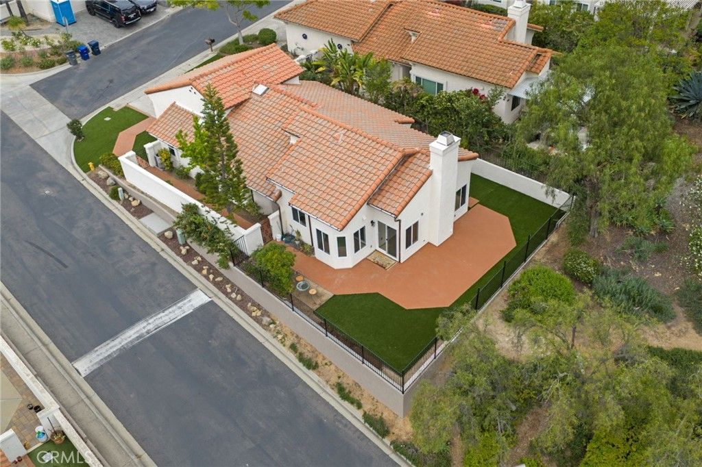 Image 29 of property listing at 1723 Larkhaven Glen, Escondido, CA 92026