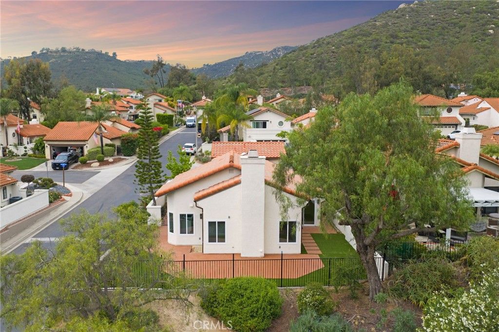 Image 30 of property listing at 1723 Larkhaven Glen, Escondido, CA 92026