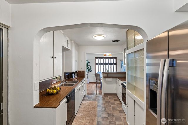 830 Merrill Place W, Bremerton, WA 98312