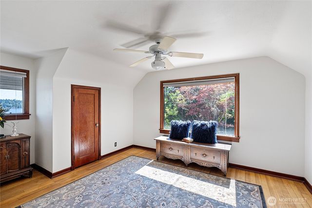 830 Merrill Place W, Bremerton, WA 98312
