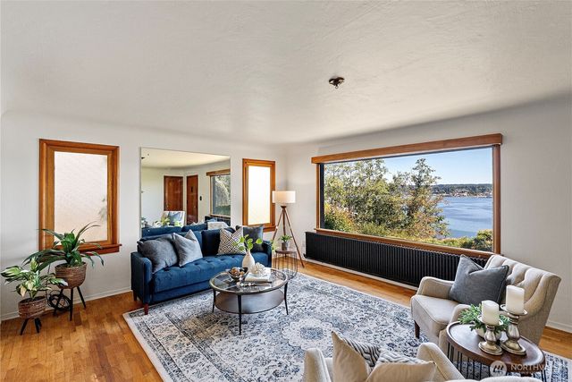 830 Merrill Place W, Bremerton, WA 98312