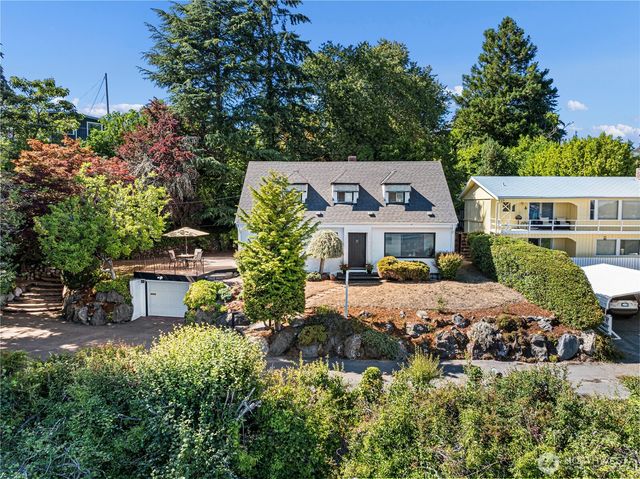 830 Merrill Place W, Bremerton, WA 98312