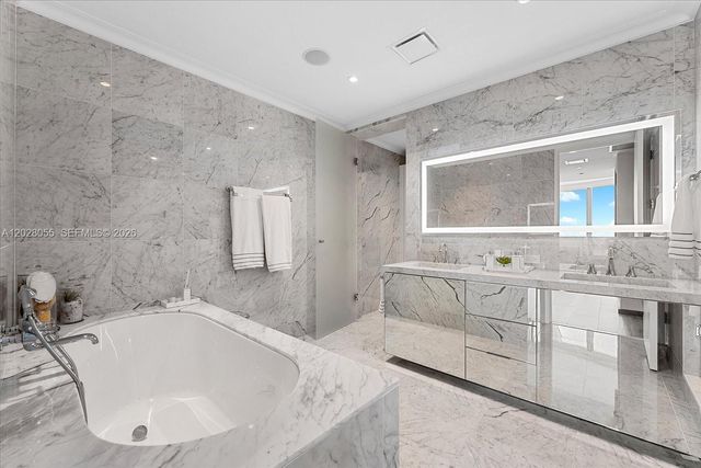 15701 Collins Ave 3101, Sunny Isles Beach, FL 33160