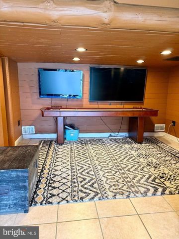 8389 HIGHVIEW ST, Manassas, VA 20112