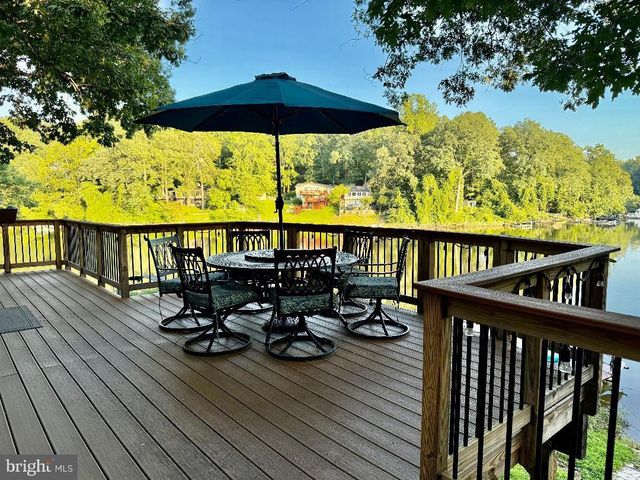 8389 HIGHVIEW ST, Manassas, VA 20112