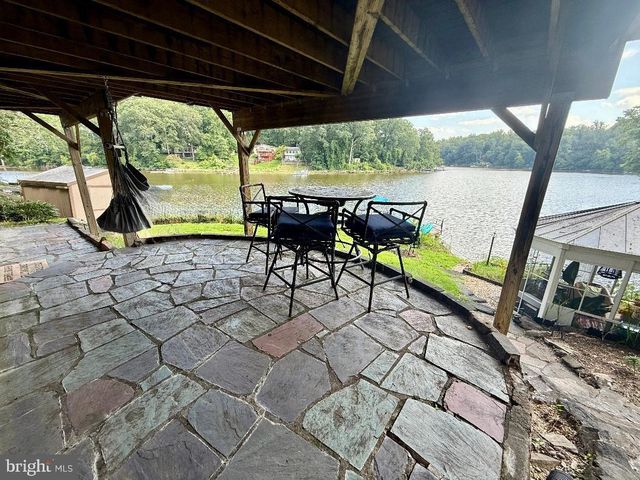 8389 HIGHVIEW ST, Manassas, VA 20112