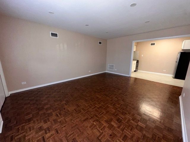 8701 S Mozart Avenue 3, Evergreen Park, IL 60805