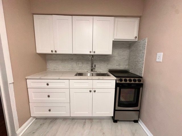 8701 S Mozart Avenue 3, Evergreen Park, IL 60805