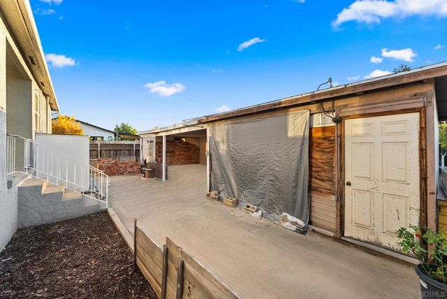 24 N Harbison Ave, National City, CA 91950