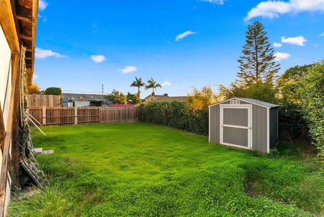 24 N Harbison Ave, National City, CA 91950