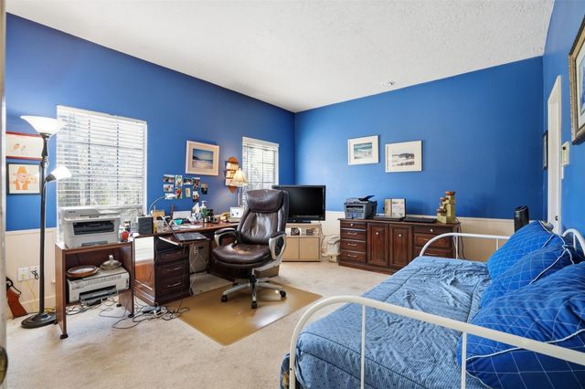 480 Charleston Park, Conroe, TX 77302