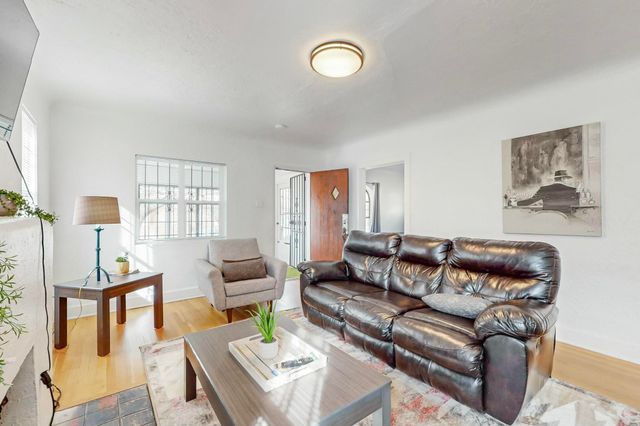 3106 Monte Vista Boulevard NE, Albuquerque, NM 87106