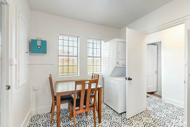 3106 Monte Vista Boulevard NE, Albuquerque, NM 87106