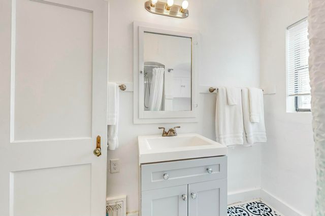 3106 Monte Vista Boulevard NE, Albuquerque, NM 87106