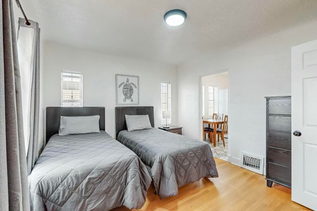 3106 Monte Vista Boulevard NE, Albuquerque, NM 87106