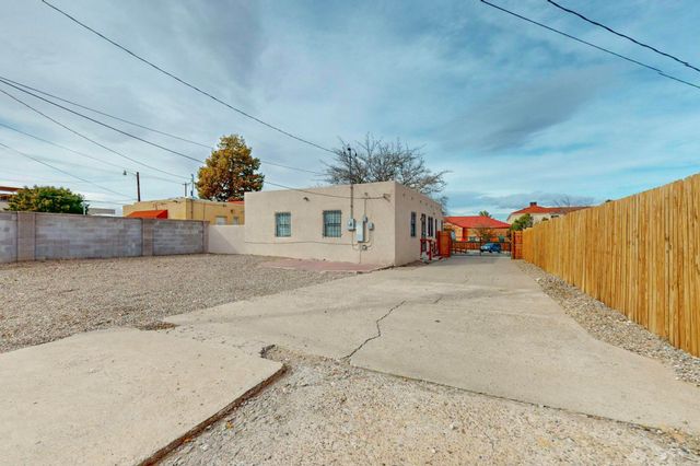 3106 Monte Vista Boulevard NE, Albuquerque, NM 87106