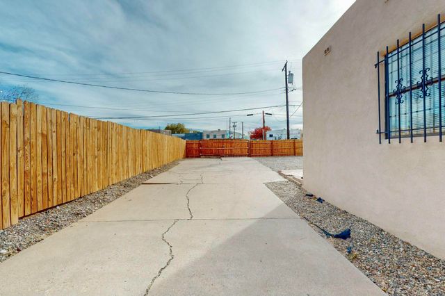 3106 Monte Vista Boulevard NE, Albuquerque, NM 87106