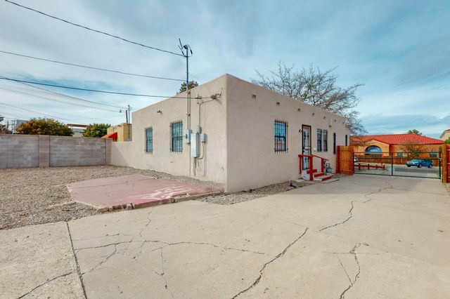 3106 Monte Vista Boulevard NE, Albuquerque, NM 87106