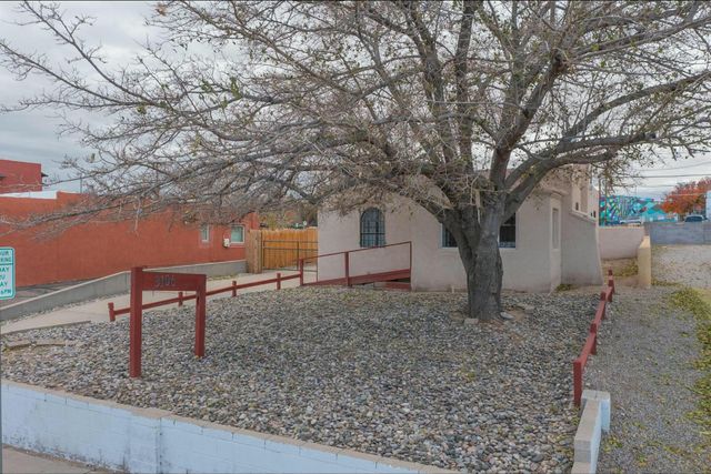 3106 Monte Vista Boulevard NE, Albuquerque, NM 87106