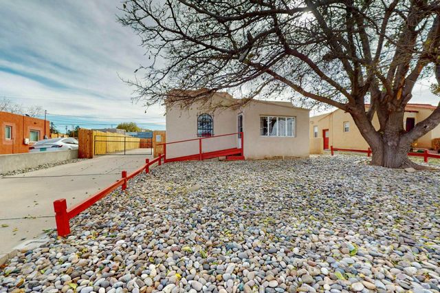 3106 Monte Vista Boulevard NE, Albuquerque, NM 87106