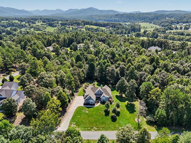 163 Yonah Way, Blairsville, GA 30512