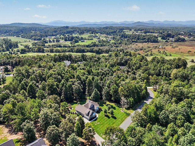 163 Yonah Way, Blairsville, GA 30512