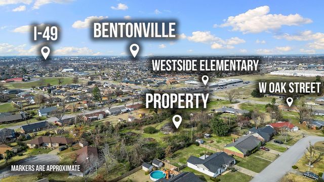 2104 Oak Street, Rogers, AR 72758