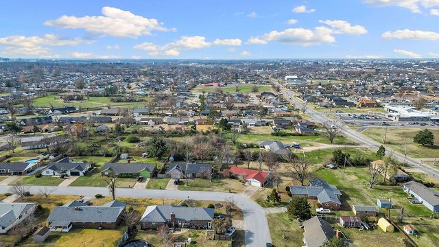 2104 Oak Street, Rogers, AR 72758