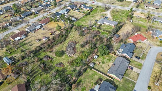 2104 Oak Street, Rogers, AR 72758