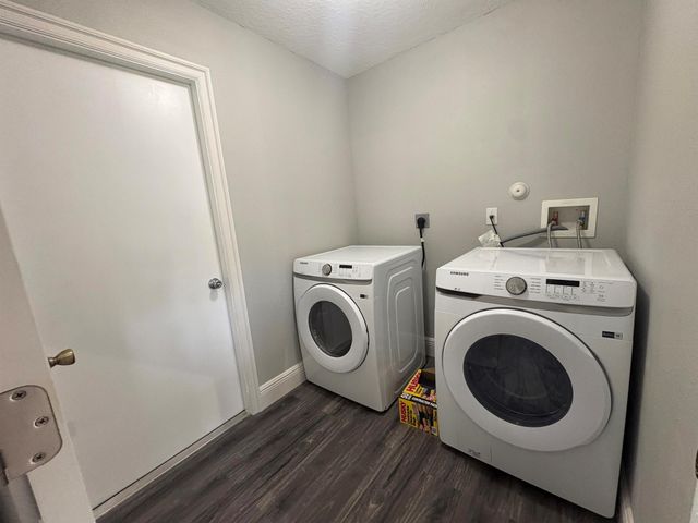 1196 SE Puritan Lane, Port St Lucie, FL 34983