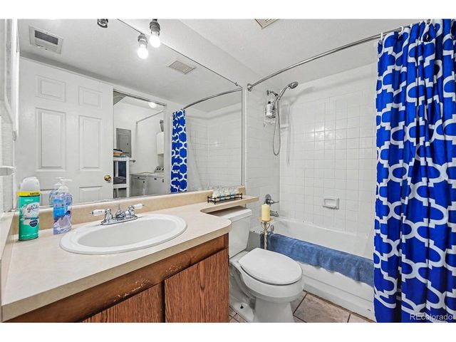 3484 S Eagle St 3484-104, Aurora, CO 80014