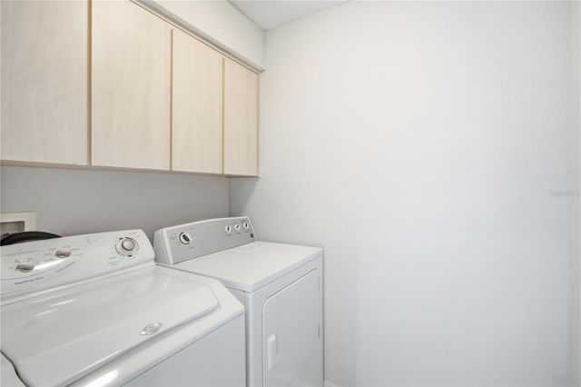 11519 WHISPERING HOLLOW DRIVE, Tampa, FL 33635