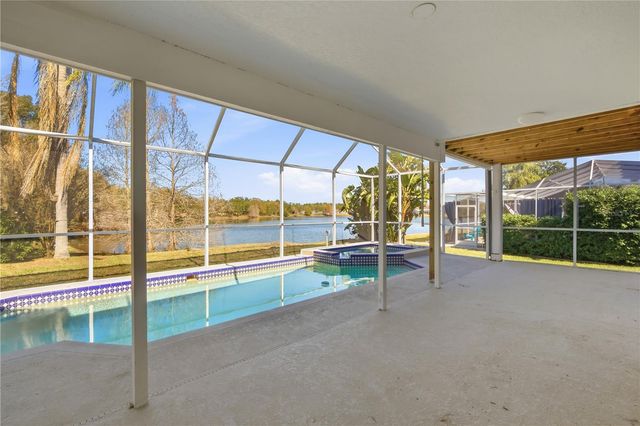 11519 WHISPERING HOLLOW DRIVE, Tampa, FL 33635