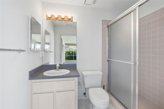 11519 WHISPERING HOLLOW DRIVE, Tampa, FL 33635