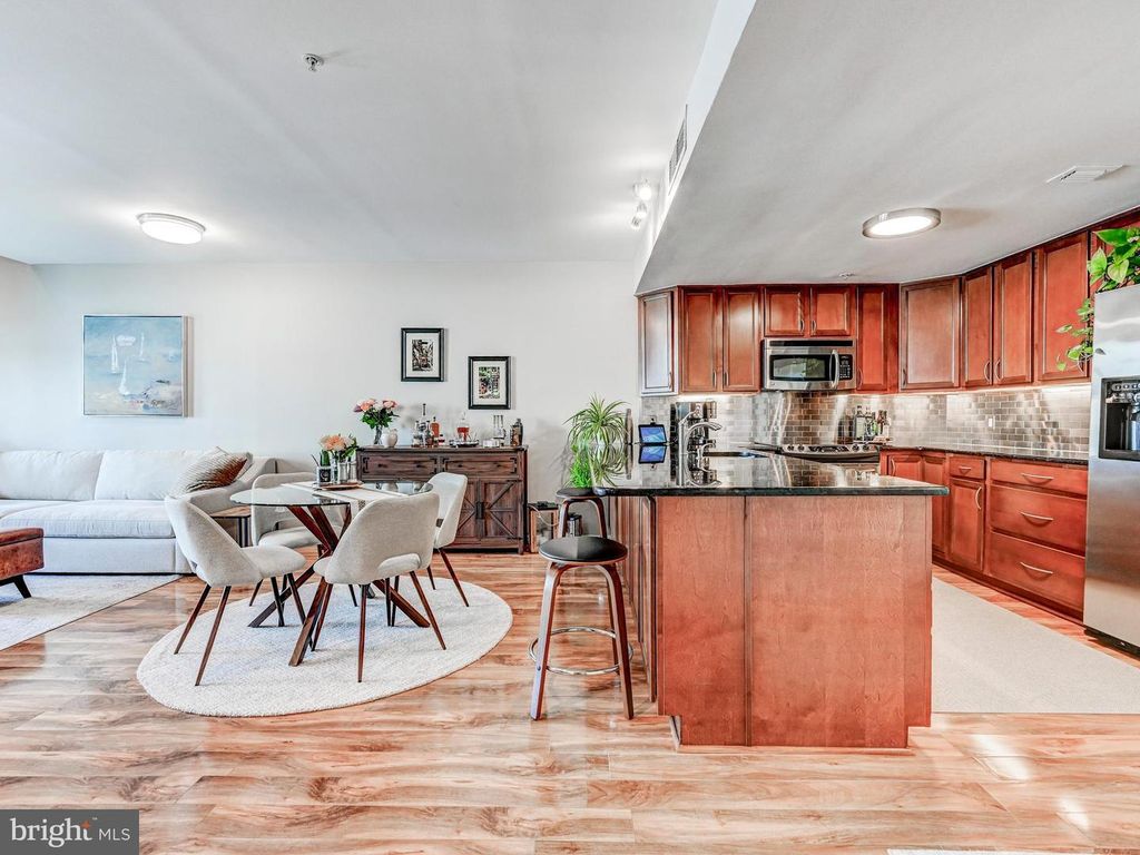 Image 17 of property listing at 1000 FELL ST #310, Baltimore, MD 21231