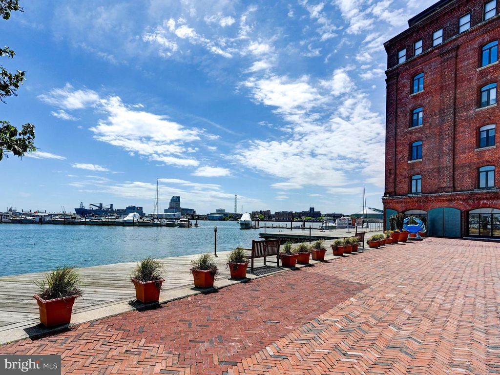 Image 26 of property listing at 1000 FELL ST #310, Baltimore, MD 21231