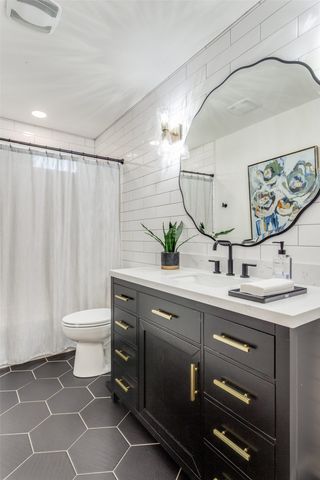 3553 Wedgway Drive, Fort Worth, TX 76133