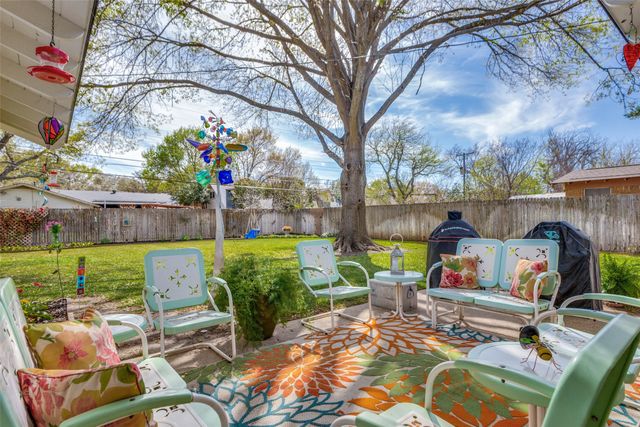 3553 Wedgway Drive, Fort Worth, TX 76133