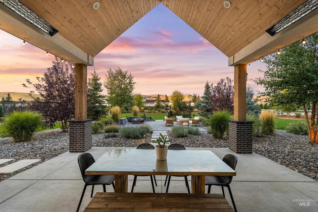 7940 W Mirror Pond Drive, Boise, ID 83714 photo 9