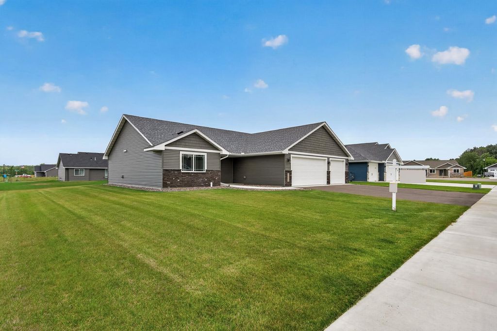 7233 386th Street, North Branch, MN 55056 — exterior