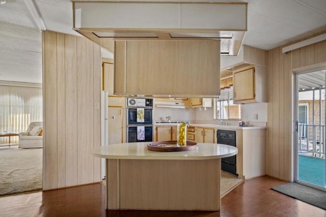 150 Kern Street, Salinas, CA 93905