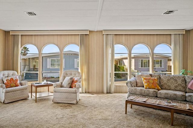 150 Kern Street, Salinas, CA 93905